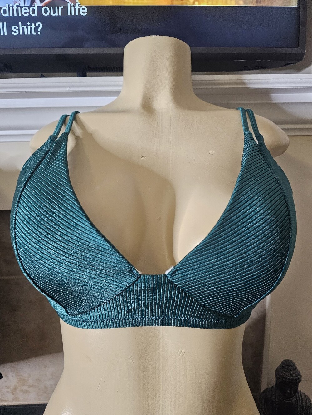 NWT Shade & Shore Women’s Underwire Ribbed Triangle Evergreen Bikini Top 36C